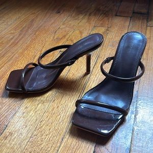 1.5 Inch Black Strappy Heel
